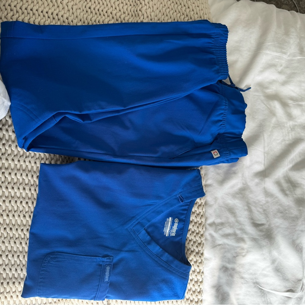 Cherokee Euphoria scrub set xs